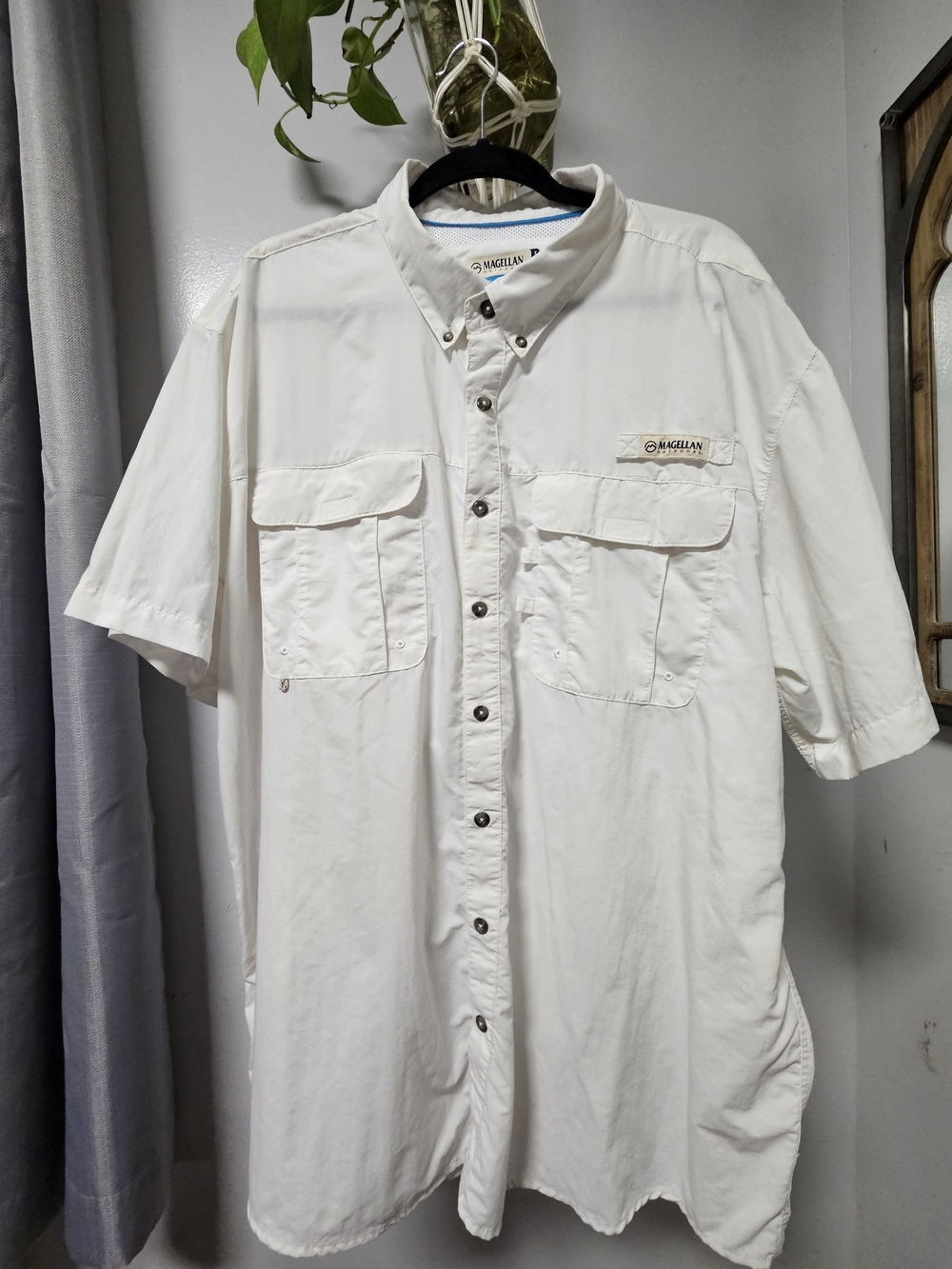 Magellan Outdoors Men's Short-Sleeve Button-Down Shirt in White